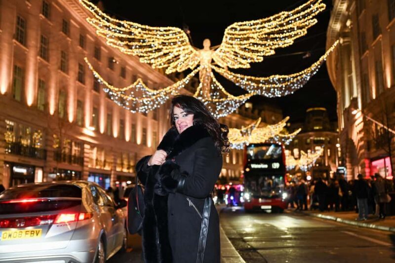 Private Christmas Lights Photoshoot in London - The Photo Collection and Delivery
