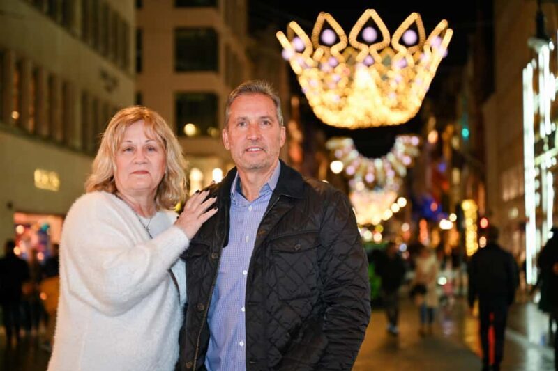 Private Christmas Lights Photoshoot in London - What Travelers Are Saying