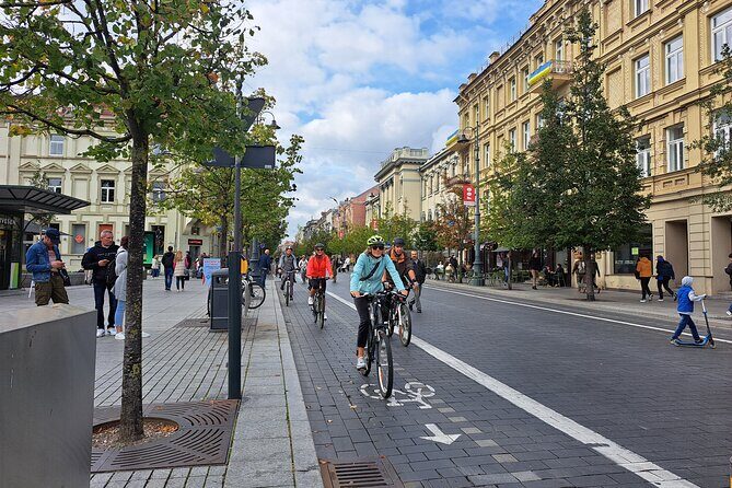 Private City Bike Tour of Vilnius Highlights - A Closer Look at the Vilnius Bike Tour Itinerary