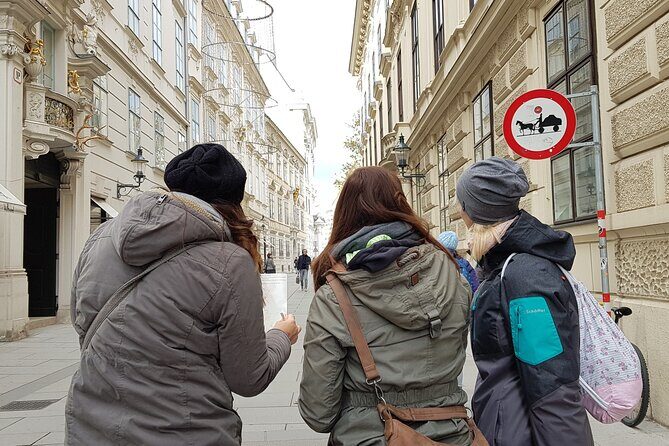 Private City Discovery walk - Historical Treasure hunt - FAQ