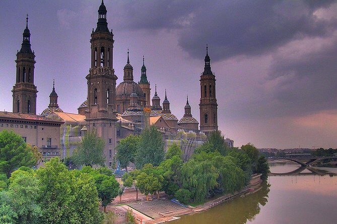 Private City Tour of Zaragoza with driver & official tour guide w/ Hotel pick up - Why Choose This Zaragoza Private Tour?