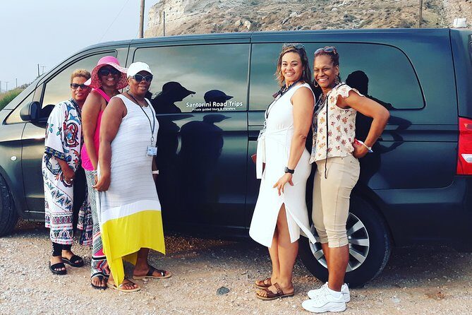 Private Classic Santorini Panorama: Visit the most popular destinations! - A Closer Look at the Itinerary