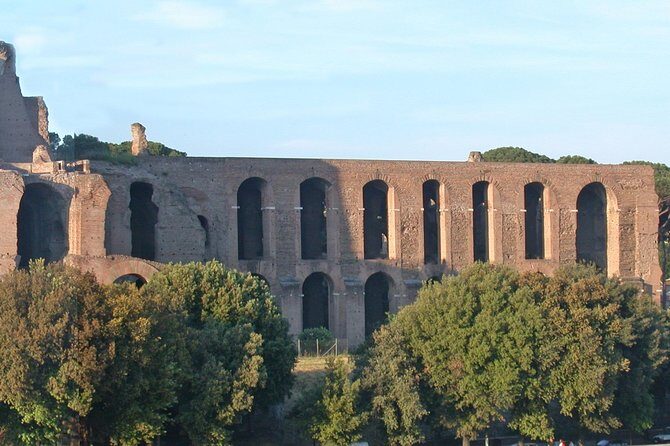 Private Colosseum Roman, Forum and Palatine Hill Tour - Stop 4: Palatine Hill