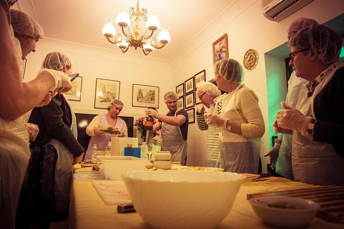 Private Cooking Class in Traditional Andalusian Housing - The Sum Up