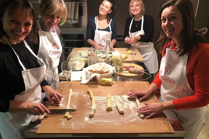 Private cooking class with lunch or dinner in Arzachena - Key Points