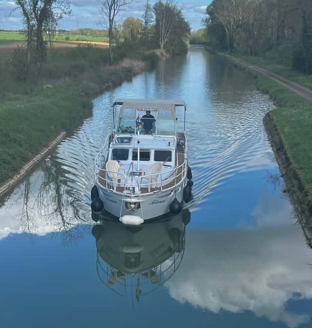 Private cruise on the Oise - A Closer Look at the Private Cruise Experience