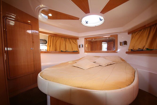 Private Cruise to Capri and Amalfi coast from Sorrento or Capri - yacht 40' - Practical Considerations and Tips