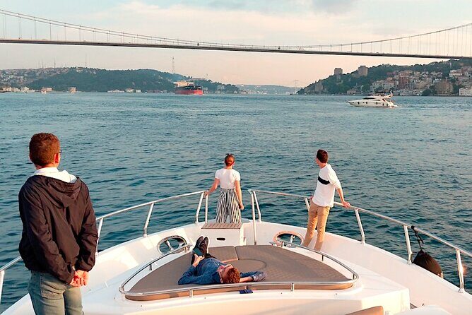 Private Cruise trough Bosphorus Istanbul - How the Experience Feels