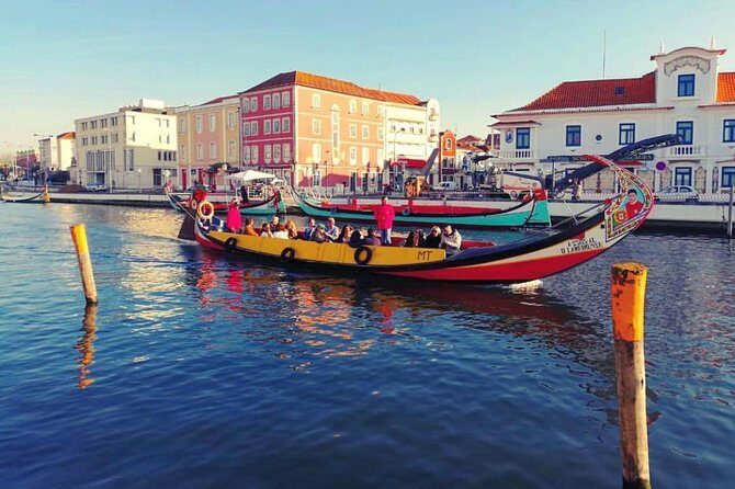 Private Cultural Tour Aveiro and Coimbra from Porto - The Ria de Aveiro and the Moliceiro Boat Cruise