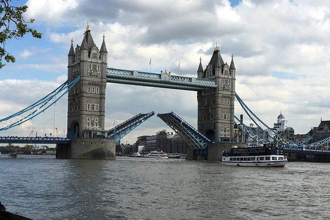 Private Custom Walking Tour: Half Day Sightseeing Tour of London - Frequently Asked Questions