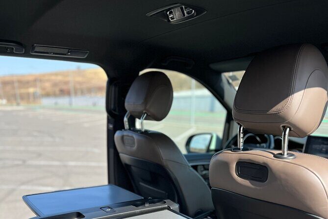 Private Danube Port Airport Hotel Transfer from and to Bucharest - Key Points