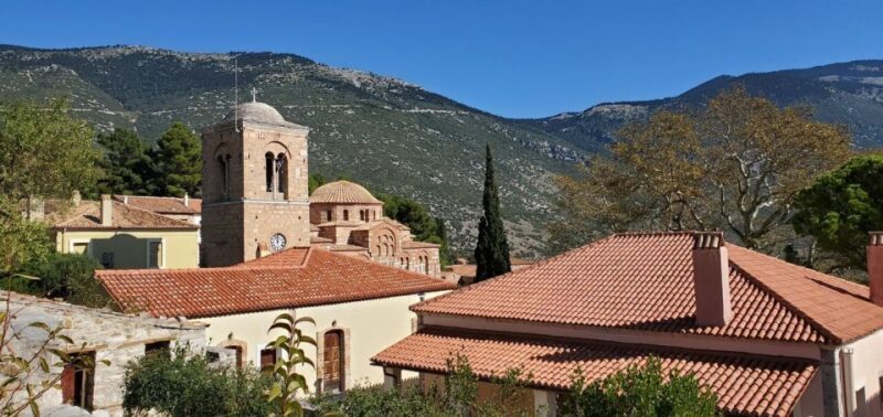 Private Day Tour Delphi and Village of Arachova from Athens - Returning to Athens: Comfort and Convenience