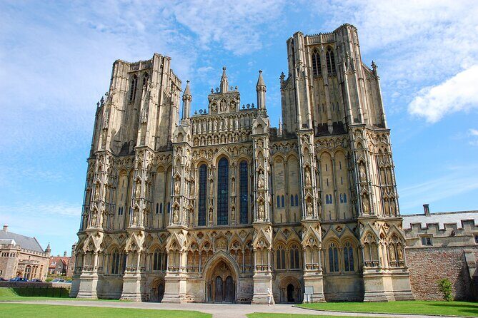 Private Day Tour from Bath to Glastonbury and Wells with Pickup - A Closer Look at the Itinerary