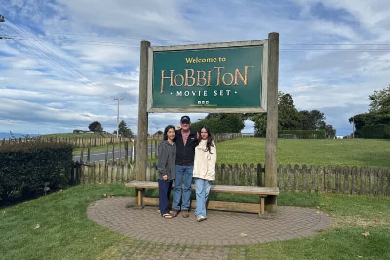 Private Day Tour - Hobbiton Movie Set, Rotorua & Treewalks - Who Is This Tour Best For?