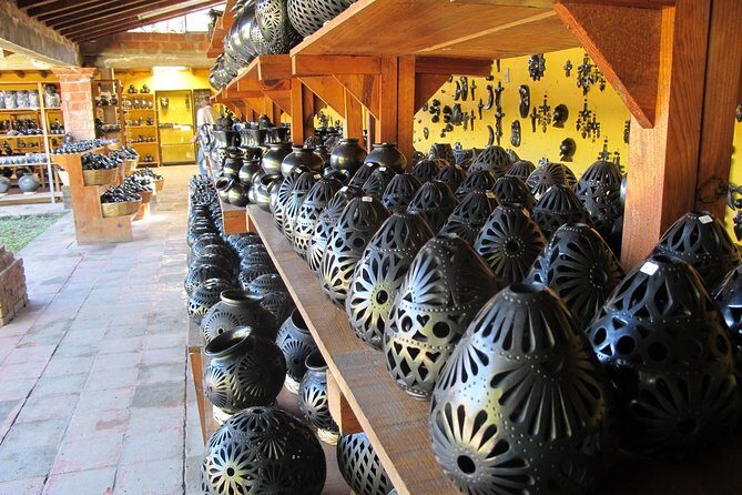 Private Day Tour including Artisan Villages of Alebrijes and Black Pottery - An In-Depth Look at the Artisan Villages Tour