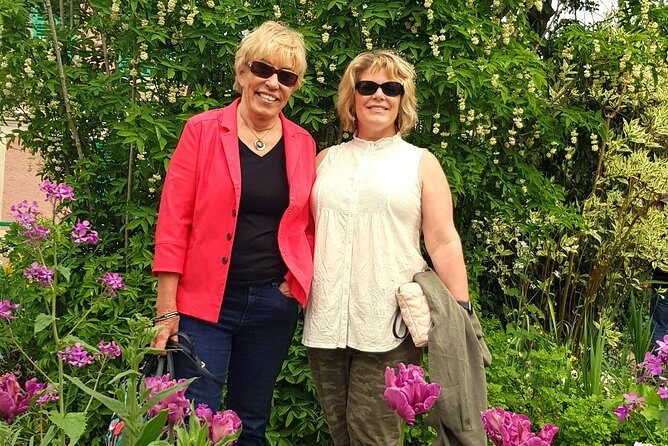 Private day tour to Giverny Gardens and Rouen from Paris - Exploring the Details of the Tour