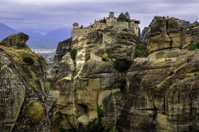 Private day tour to Meteora from Thessaloniki without guide - What to Expect from Your Meteora Day Trip