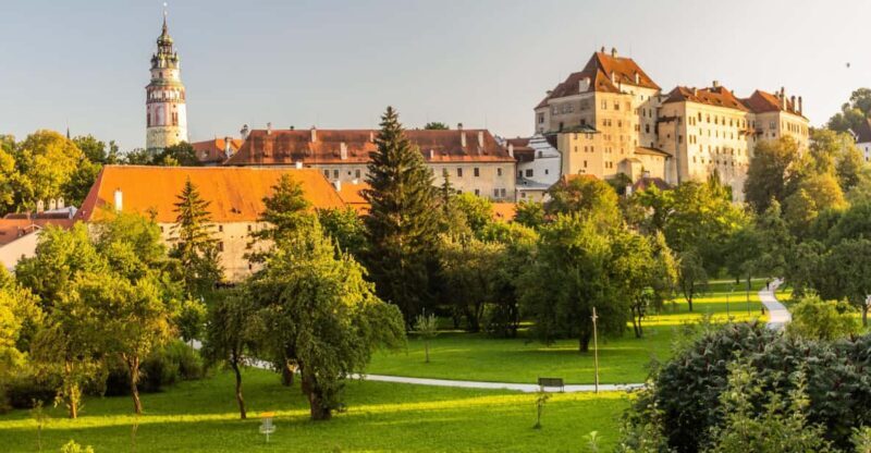 Private day trip from Linz to Cesky Krumlov and back - FAQ