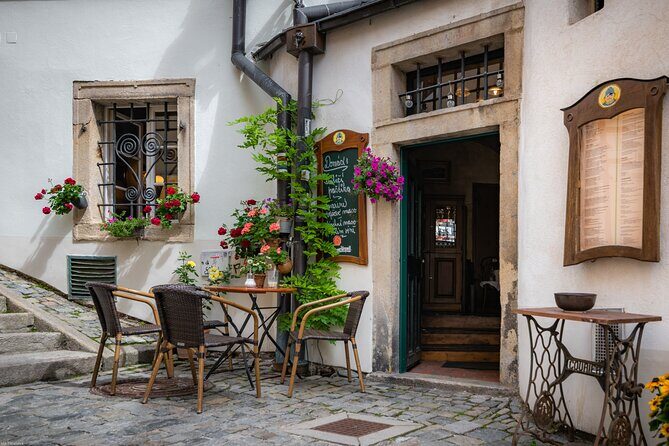 Private day trip from Linz to Cesky Krumlov and back - Practicalities & Tips