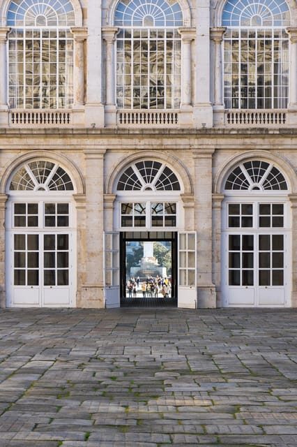 Private day trip from Munich to Linderhof Palace, and back - Exploring Linderhof Palace