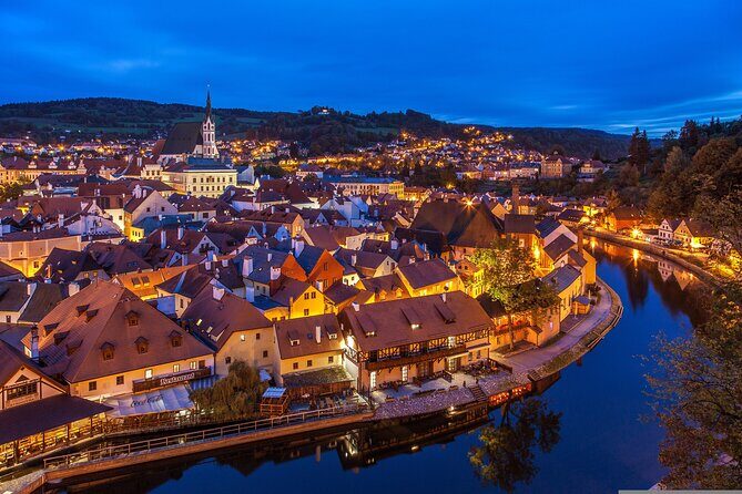 Private Day Trip From Passau To Cesky Krumlov, in English - The Experience in Detail