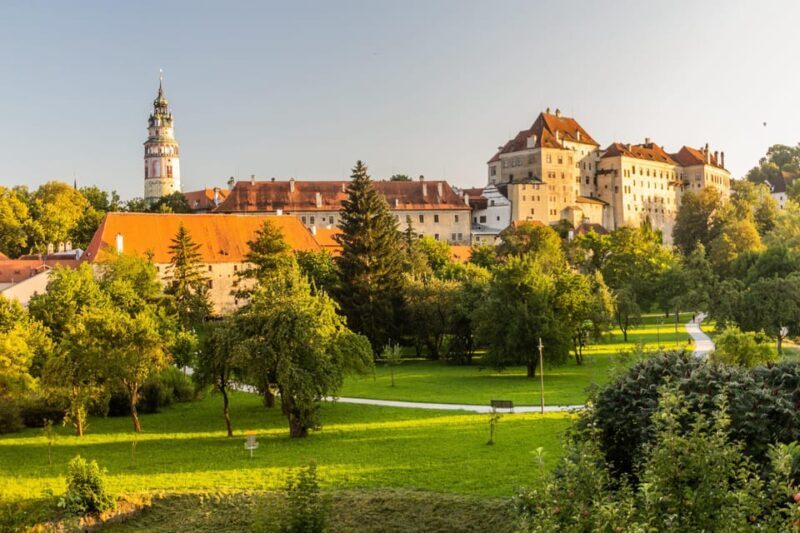Private day trip from Prague to Cesky Krumlov, and back - FAQ