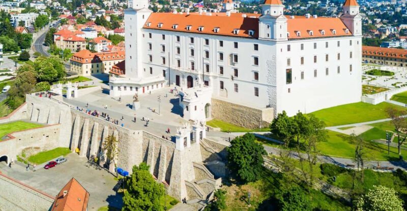 Private day trip from Vienna to Bratislava, and back - Key Points