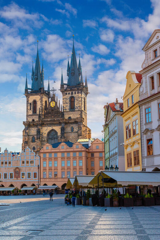 Private day trip from Vienna to Prague and back, in English - Pricing and Value