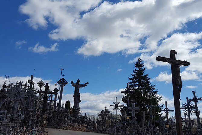 Private Day Trip to Anyksciai and The Hill of Crosses from Vilnius - Detailed Review of the Tour Experience