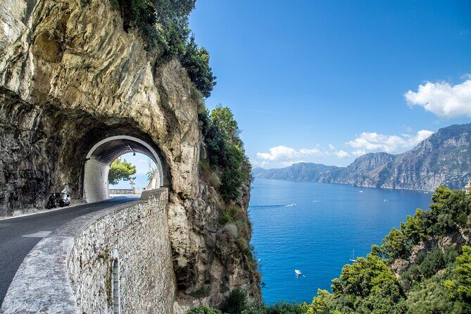 Private Day Trip to Pompeii and the Amalfi Coast with Pick Up - Exploring the Itinerary in Detail