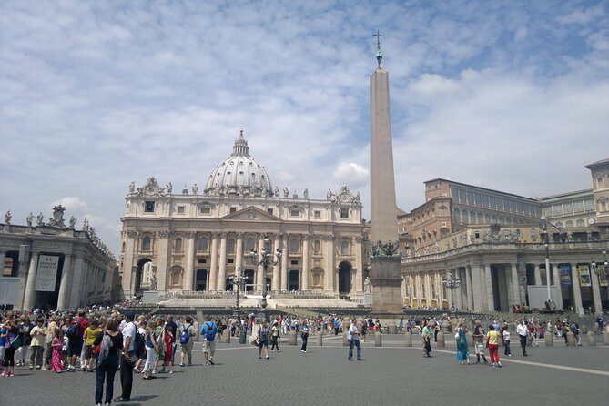 Private daytour of Rome from Civitavecchia port van Mercedes V - FAQs