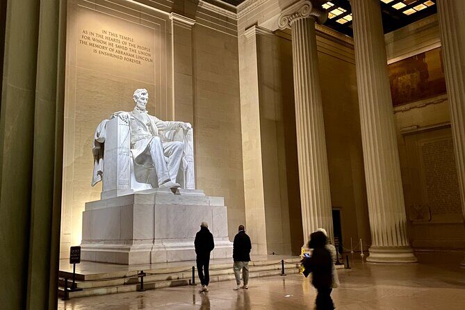 Private DC Monuments by Moonlight (Up to 12 Guests) - Who Would This Tour Suit?