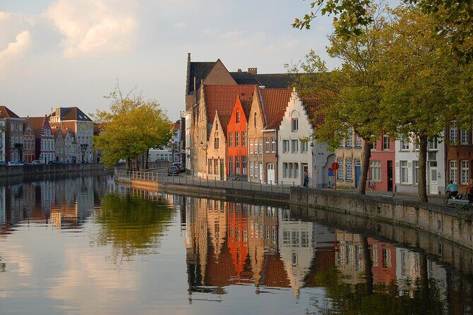 Private direct transfer from Amsterdam to Bruges - The Details of the Journey