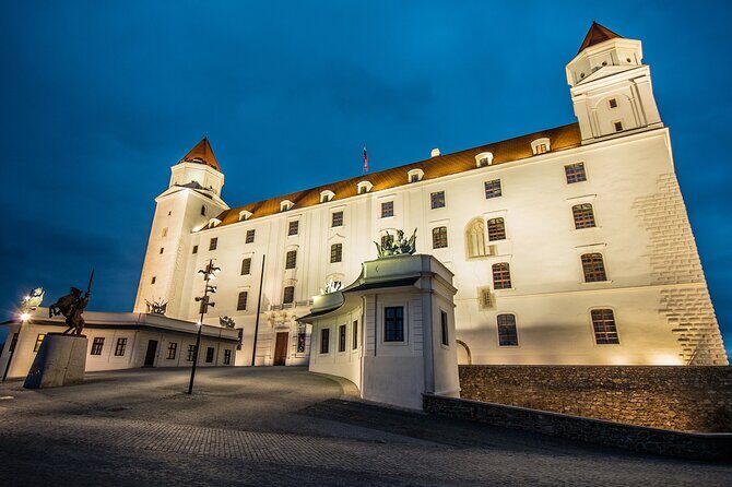 Private Direct Transfer From Vienna Airport to Bratislava - Deep Dive: Why You Might Choose This Transfer