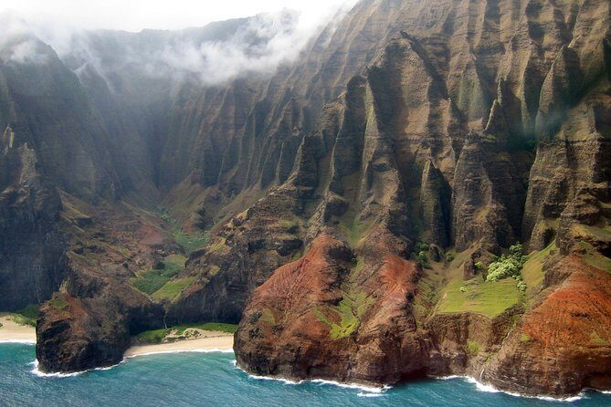 Private Doors-Off Kauai Helicopter: Ultimate Waterfalls & Canyons - An Honest Look at the Kauai Helicopter Experience