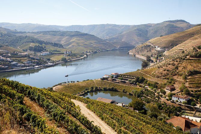 Private Douro 4x4 Adventure from Porto - Exploring the Douro Valley in Style and Comfort
