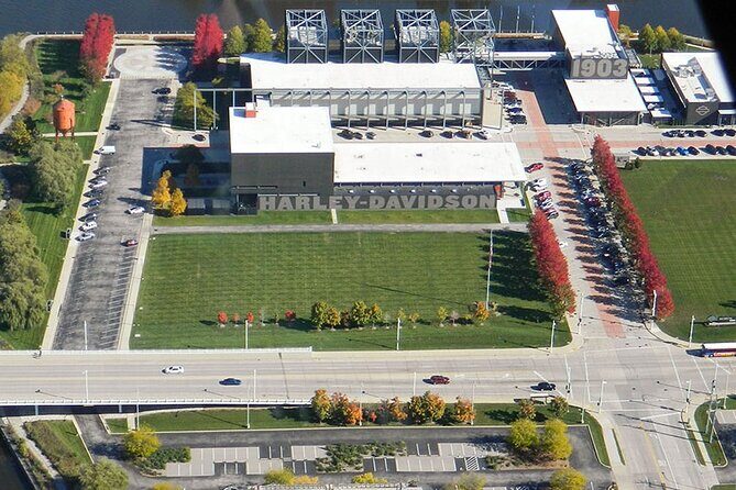 Private Downtown Milwaukee Helicopter Ride - Who Is This Tour Best Suited For?