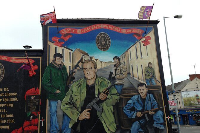 Private Driver Guided Day Tour of Belfast - Key Points