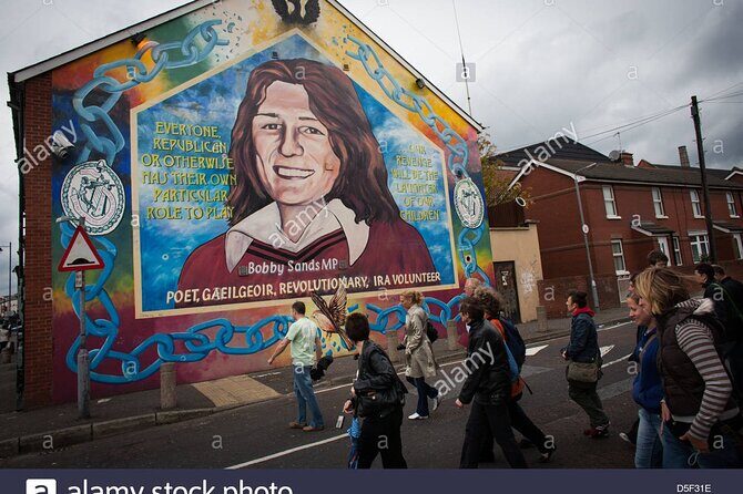 Private Driver Guided Day Tour of Belfast - What the Experience Includes