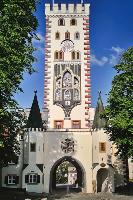Private driver: Munich to Neuschwanstein & Landsberg am Lech - Who Should Consider This Tour?