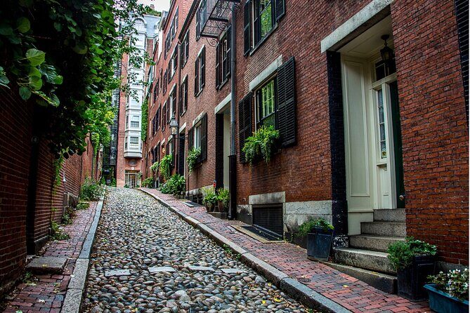 Private driving tour of Boston groups of 5-6 - Why a Private Driving Tour is a Great Choice in Boston