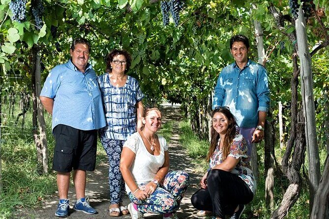 Private Educational Wine Tour, dedicated sommelier and trasport - FAQs