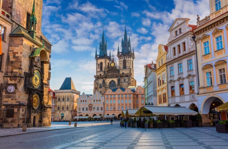 Private English speaking driver from Vienna to Prague & back - FAQ