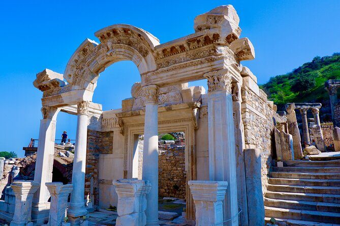 Private Ephesus Less Walking Tour with Expert Guide - The Balance of Sightseeing and Relaxation