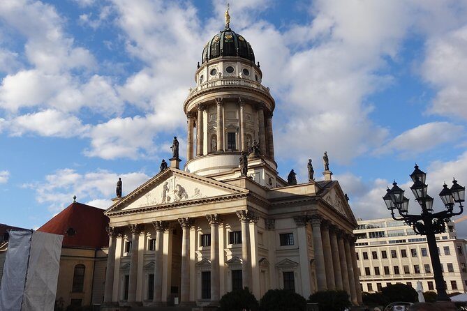 Private Essential Berlin History Tour - Walking the Line of History and Humanity
