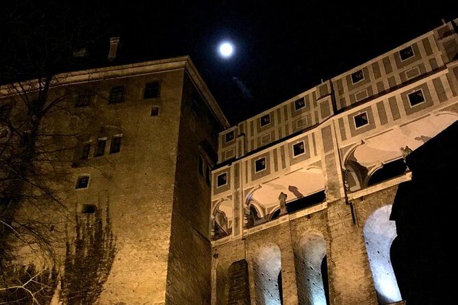 Private evening tour Cesky Krumlov Old Town and Castle area - Why Choose This Evening Tour of Cesky Krumlov?