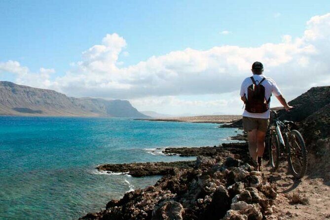 Private excursion in Lanzarote, minibus and guide available - Final Thoughts: Who Is This Tour Best For?