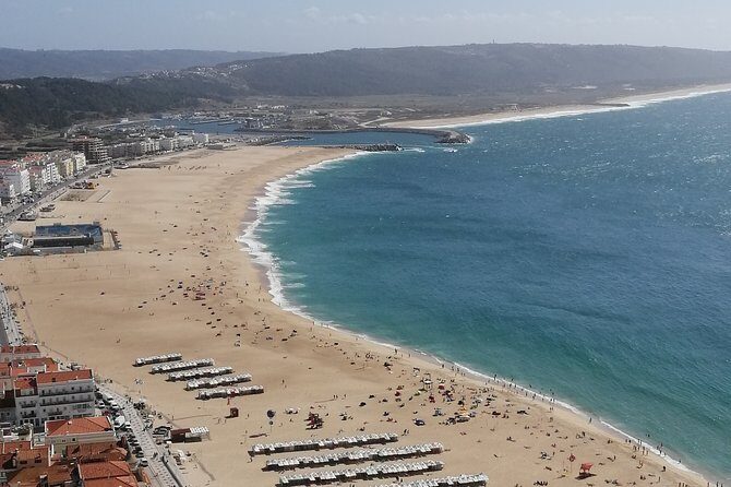 Private Experience Óbidos Nazaré and Fátima or Aveiro and Óbidos - FAQs