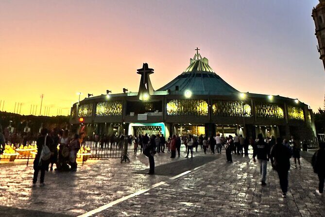 Private experience to the Basilica of Guadeloupe with transportation - Key Points