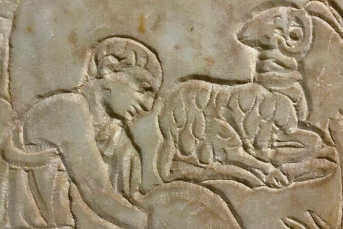 Private Express Tour of Roman Catacombs with Transfer - Key Points